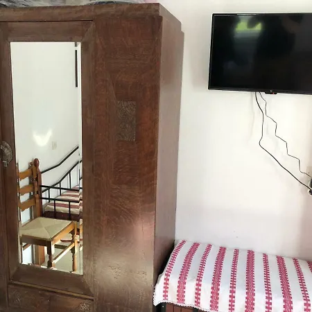 Traditional House - Apeiranthos Naxos * Aperathos