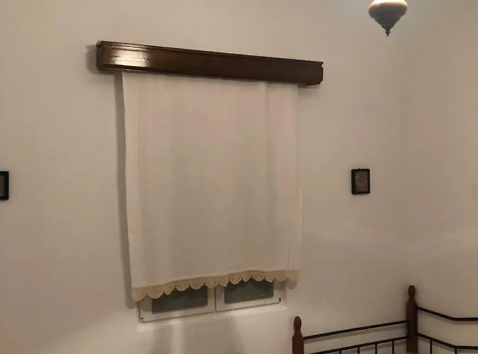 Traditional House - Apeiranthos Naxos Aperathos