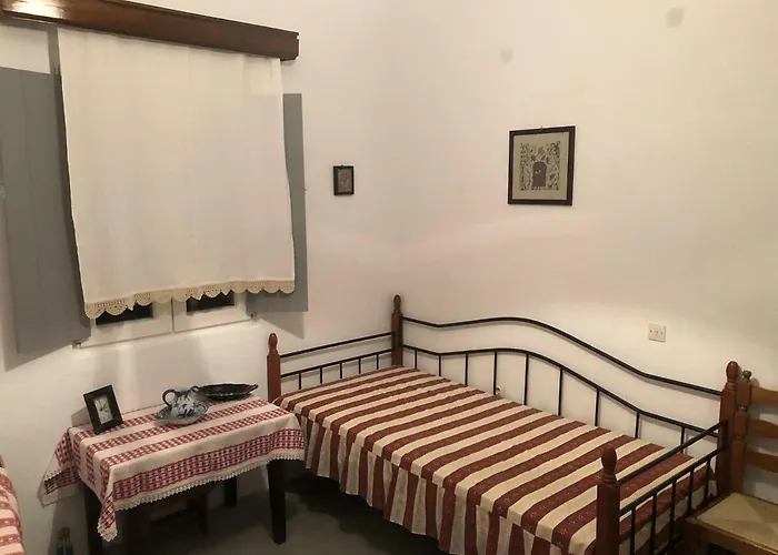 Traditional House - Apeiranthos Naxos Apartment