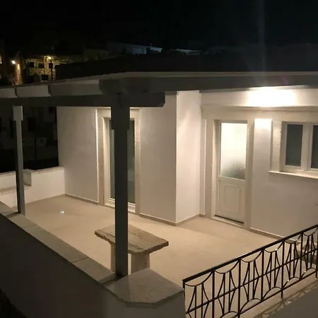 Traditional House - Apeiranthos Naxos Apérathos