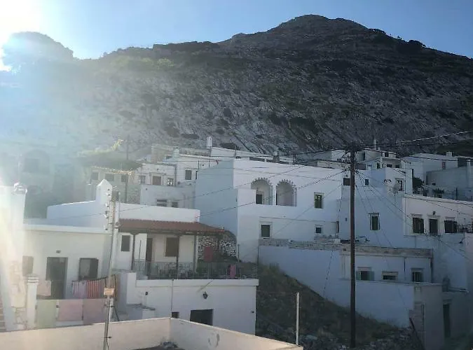 Traditional House - Apeiranthos Naxos Apérathos