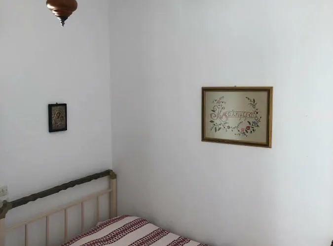 Traditional House - Apeiranthos Naxos Apérathos